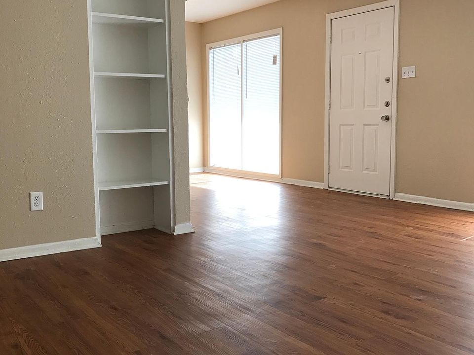 1st image of 1830 Johanna Dr APT 26