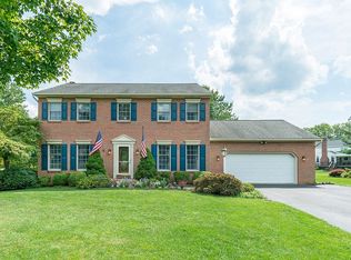108 Strickler Run Dr, Columbia, PA 17512
