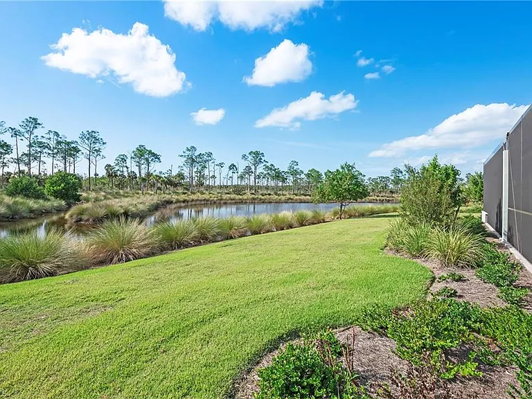 6403 Negril Isle Dr — Photo 24