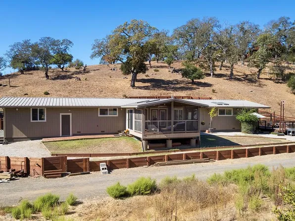 52 Glen Road, Novato, CA 94945