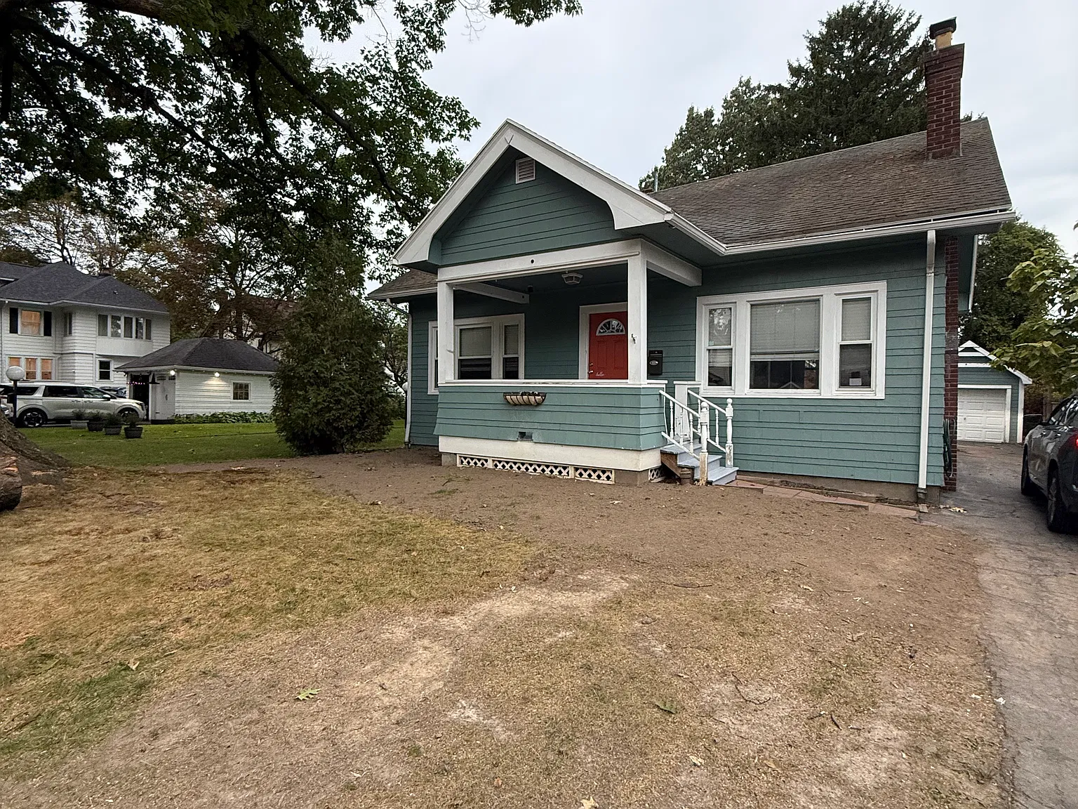 Glen Pkwy, Rochester — Photo 1