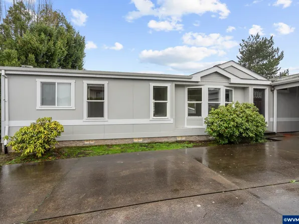 3415 Lake Vanessa Cir NW, Salem, OR 97304