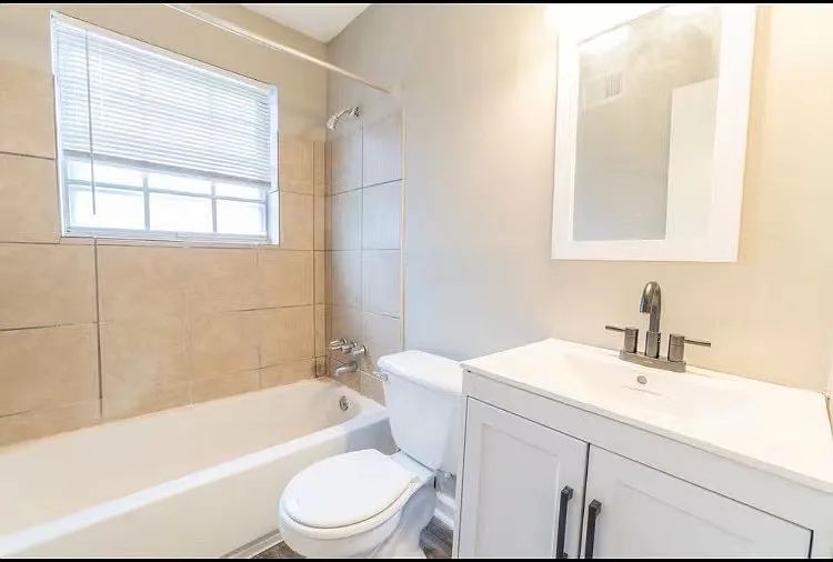 1133 S Cooper St #1 — Photo 10