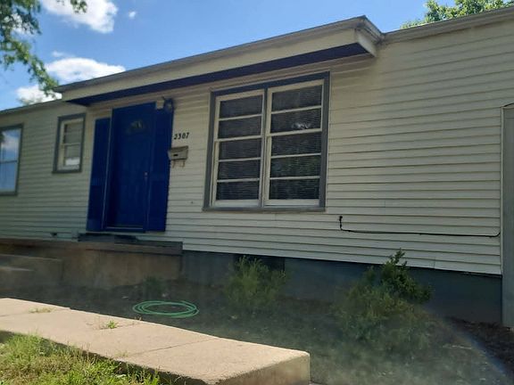 2nd image of 2307 S Broadview St