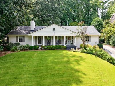 2942 Rhodenhaven Dr NW, Atlanta, GA, 30327