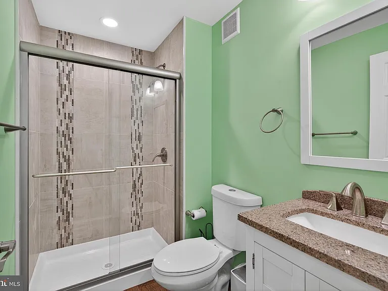 815 S Haines Cir — Photo 33