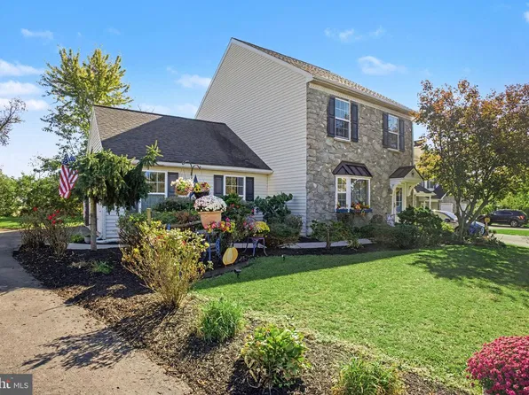 51 Grouse Dr, Denver, PA 17517