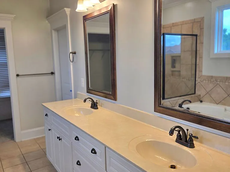 643 Burgamy Pass — Photo 21