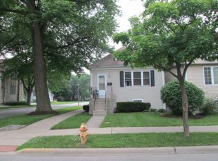 1518 S 5th Ave, Maywood, IL 60153