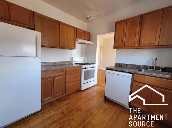 1368 W Estes Ave APT 3S, Chicago, IL 60626
