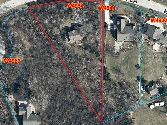 3rd image of W4954 Emery Ln