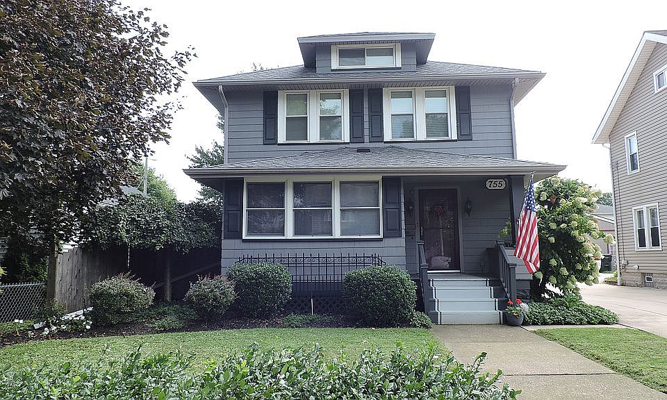 1st image of 755 Rotch Ave NE