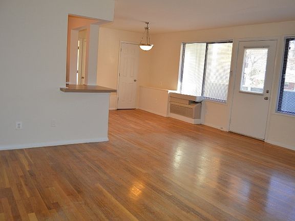 5th image of 10803 Harvey Dr APT 8