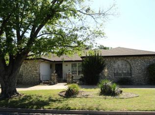 513 Meadowood Dr, Broken Arrow, OK 74011