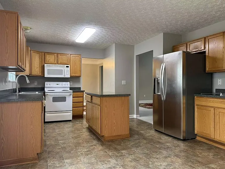 Wilderness Dr — Photo 18