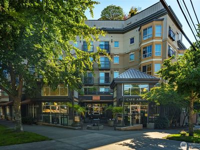 1125 E Olive #202, Seattle, WA, 98122