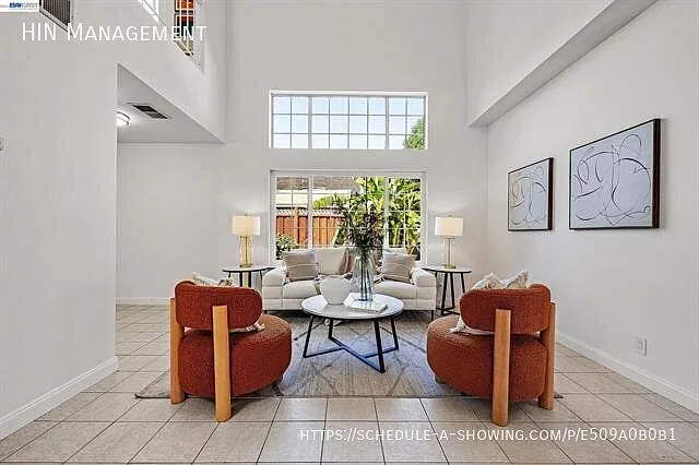 3 bed, 2.5 bath, 1988 sqft, $4,300 — Photo 4