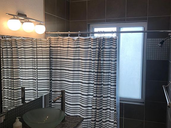 4th image of 665 Washington St APT 6C