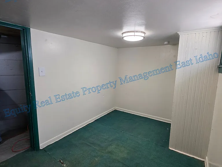 925 W Clark St #925 — Photo 23