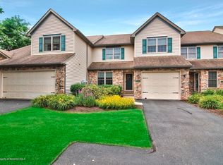 31 Hedge Row Run, Clarks Summit, PA 18411