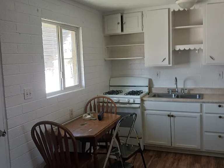 315 River Glen Dr #A — Photo 5