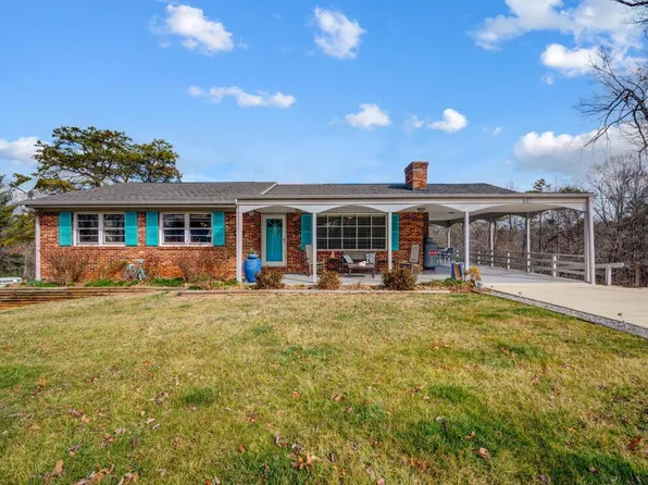 561 Westview Cir, Lynchburg, VA 24504