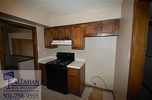 5th image of 1020 N Oaks Ln