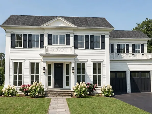 25 Mansfield Rd, Wellesley, MA 02481