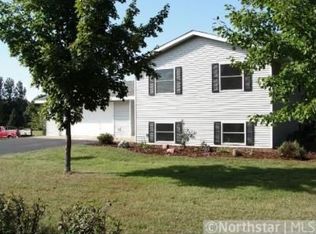 1951 209th Ln NE, East Bethel, MN 55011