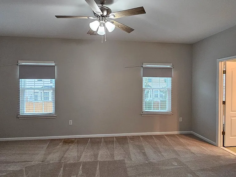 311 Prestwick Ln — Photo 11