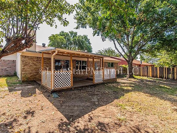 2nd image of 7408 Fredricksburg Dr