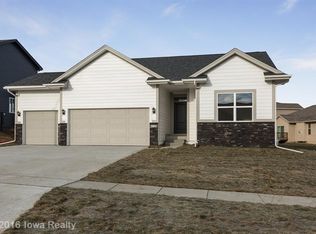 1076 Aaron Ct, Adel, IA 50003