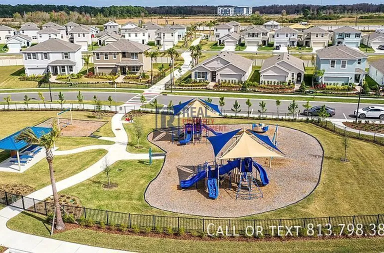 3199 Suncoast Plains Dr — Photo 33