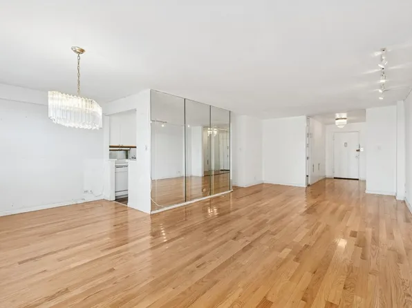 102-30 66th Road image 9 of 25