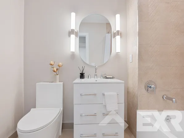 286 Rider Avenue image 4 of 17