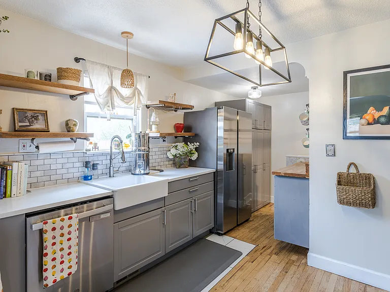 4229 S Delaware St — Photo 11