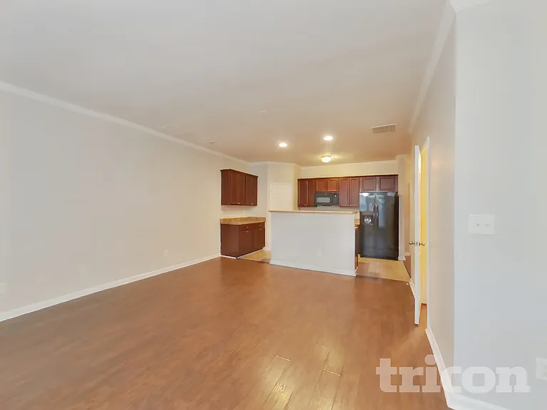3364 Estes Dr — Photo 3