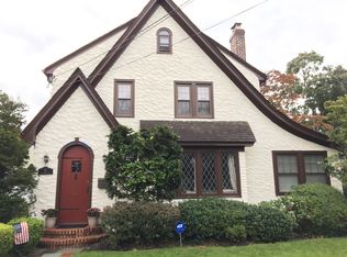 97 Chatham Pl, West Hempstead, NY 11552