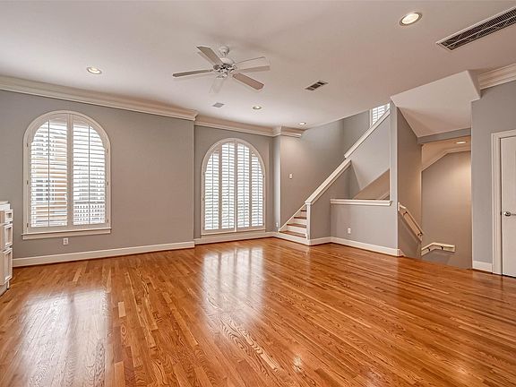 2nd image of 6413 Westcott St