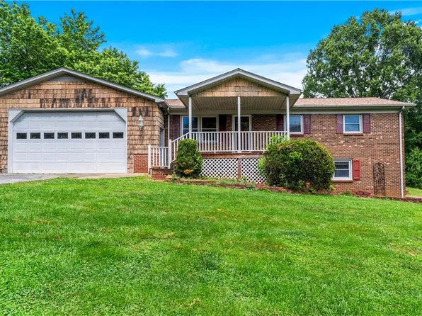 103 East St, Jonesville, NC 28642