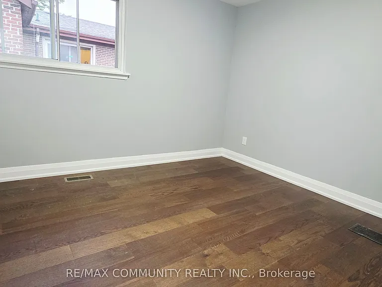 30 Canlish Rd #1 — Photo 12