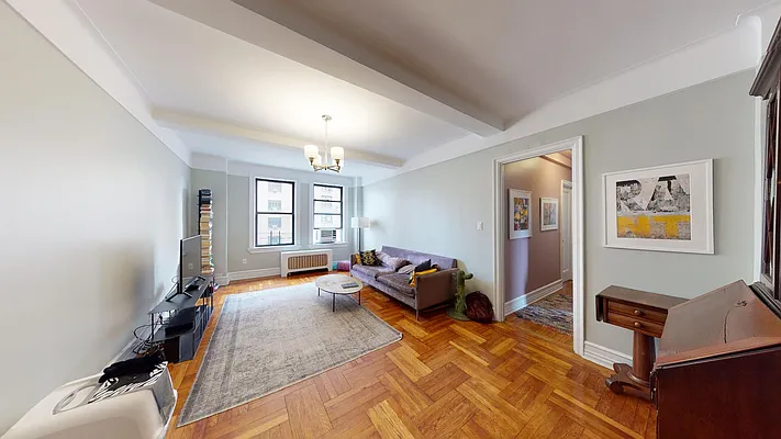 Rented by Bond New York | media 47