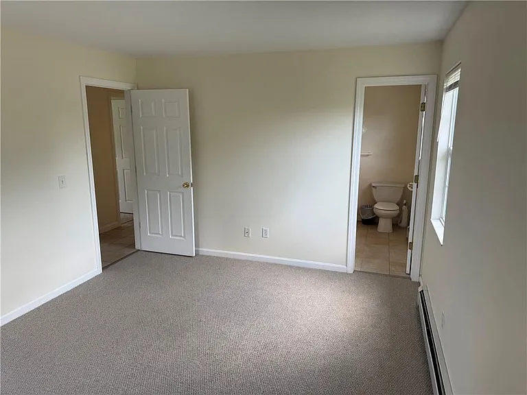 16 Brenden St — Photo 13