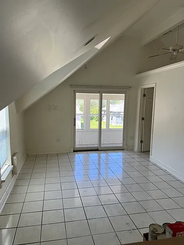 1216 State St #2 Photo 1