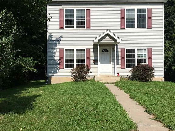 2nd image of 3 Hickory St