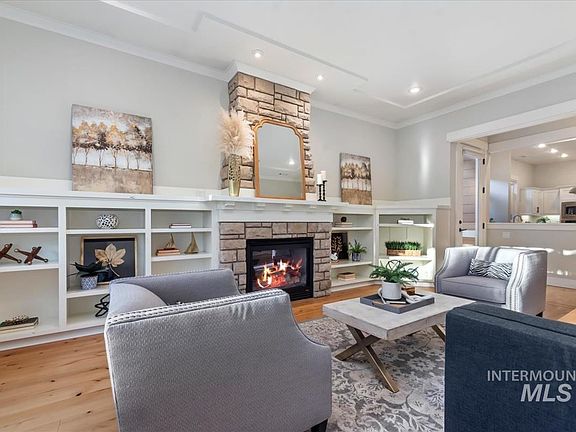 3rd image of 3076 S Rookery Ln