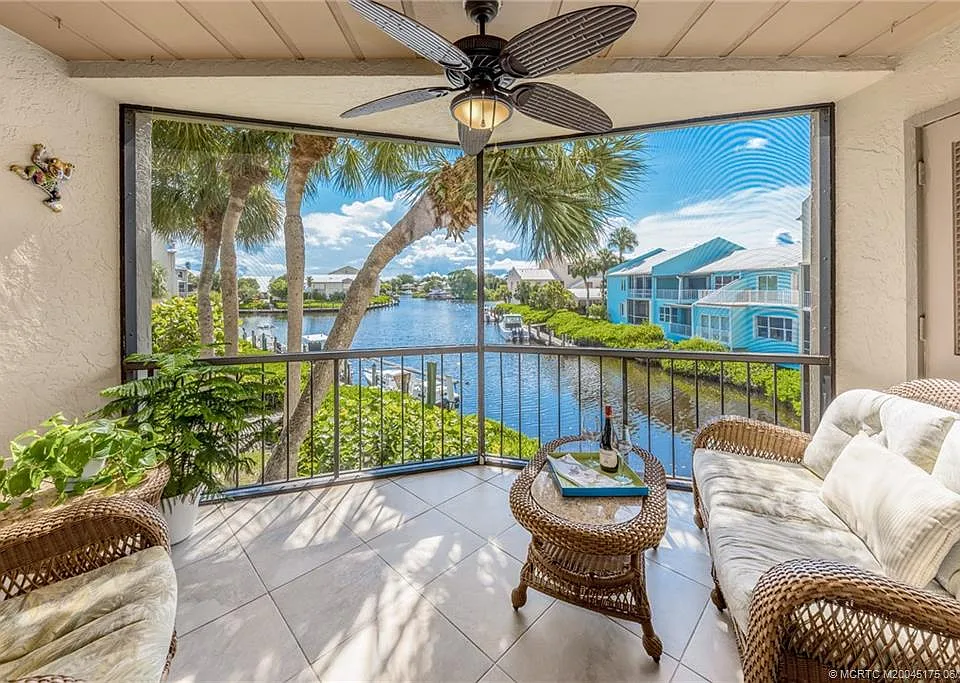 3901 SE Saint Lucie Blvd #37