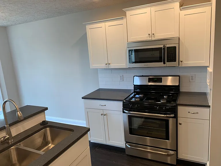 1071 Britley Park Ln — Photo 12
