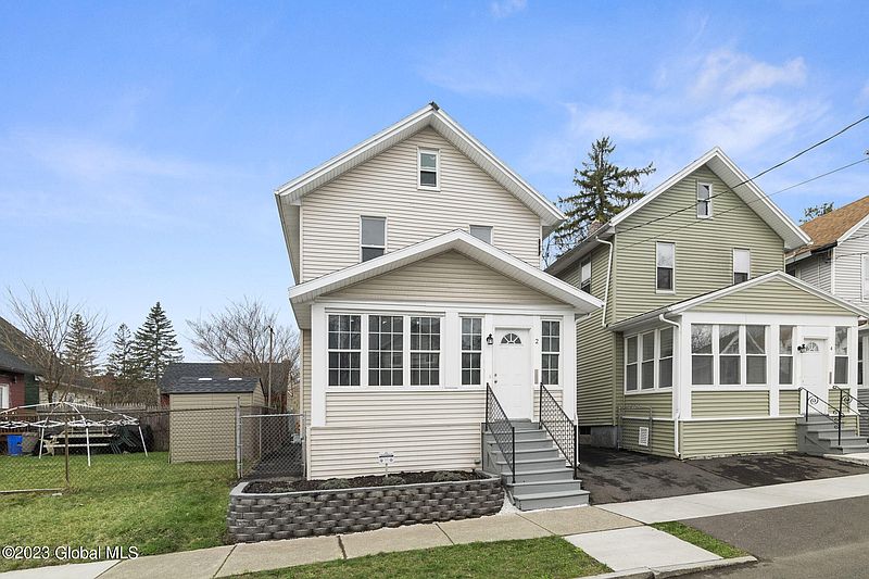 2nd image of 2 Grandview Terrace