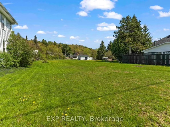 0 Casey St, Madawaska Valley, ON K0J 1B0